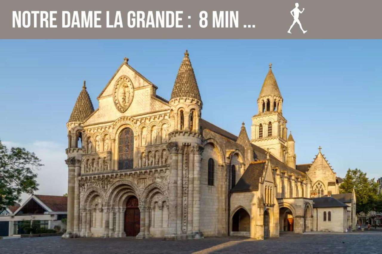 Chambres Poitiers Centre: Private Comforts, Shared Kitchen & City Hall Proximity Exterior photo