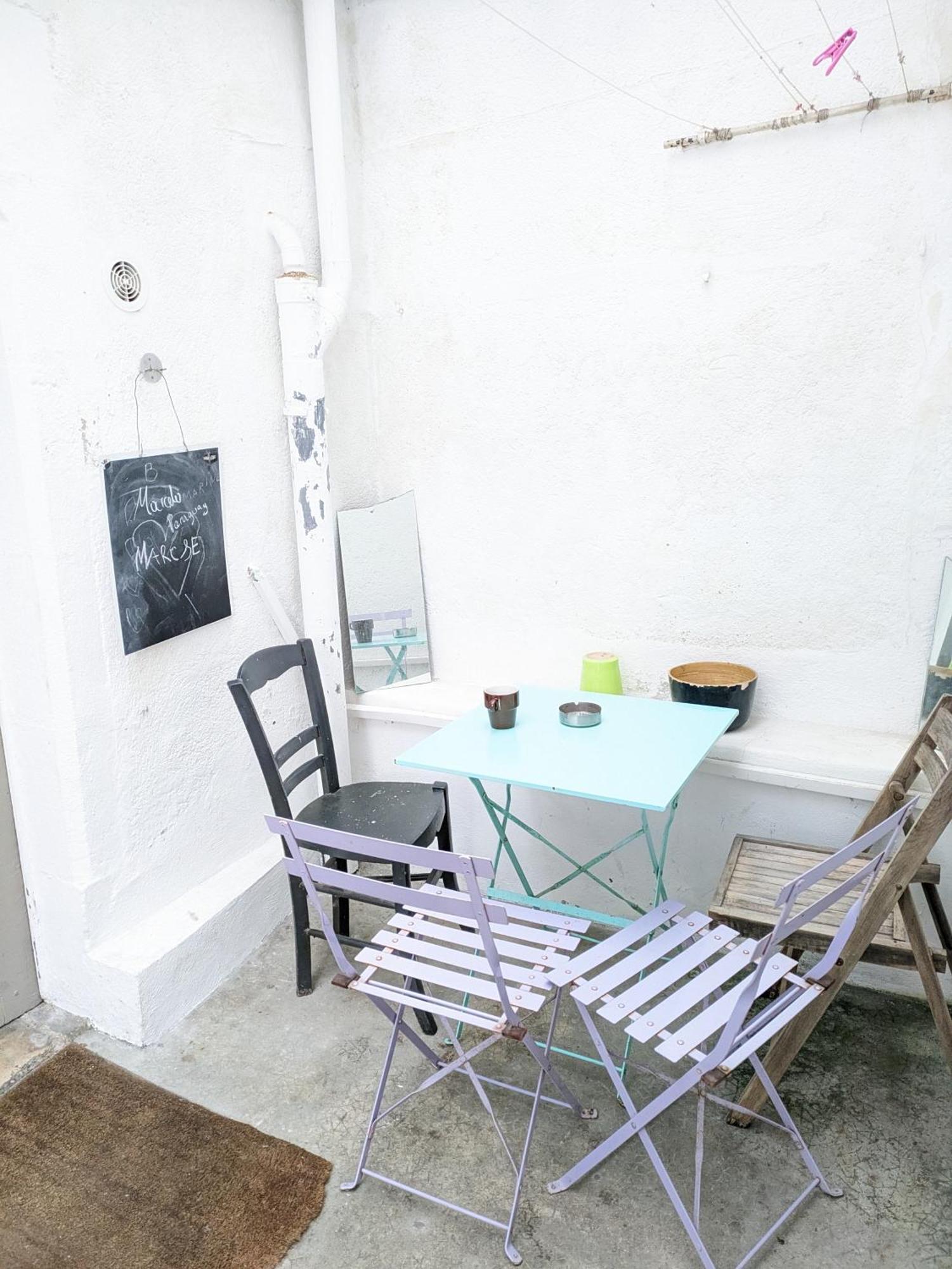 Chambres Poitiers Centre: Private Comforts, Shared Kitchen & City Hall Proximity Exterior photo